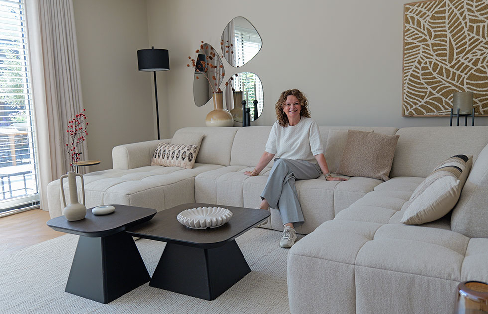 hoekbank-met-brede-lounge-kady-beige