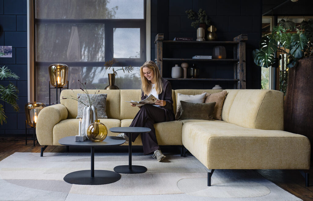 JaxxChoice Eryn hoekbank geel sfeer