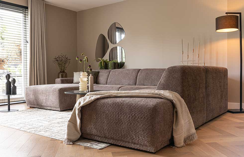 Bank-Izzy-vaste-rugkussens