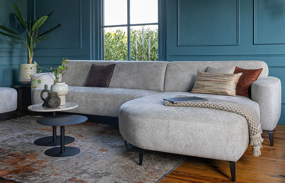 Bohemian-bank-Loren-VII-762