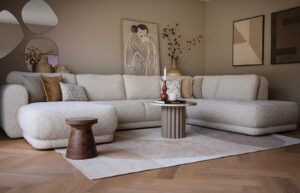 Beige bank Cole JaxxChoice